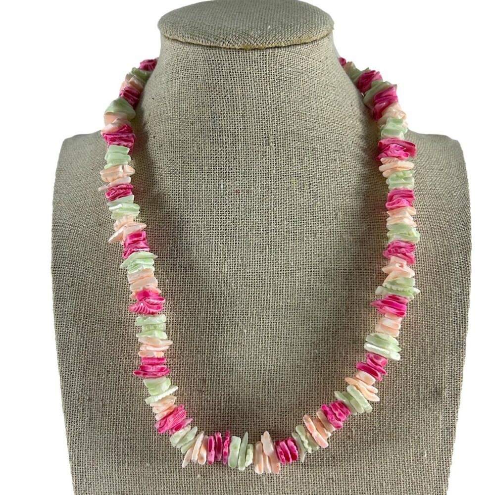 Pastel Puka Shell Necklace Y2K Pink White Green 17.5" Retro Chippy